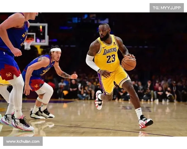 湖人队四节攻防协作默契,赢得比赛 湖人队四节攻防协作默契,赢得比赛