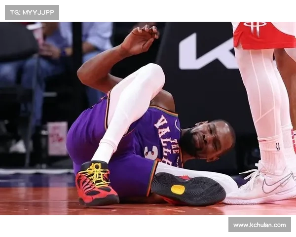 杜兰特伤情更新：Shams透露并不严重，周四热身赛出战仍待定(杜兰特哪场比赛受的伤)