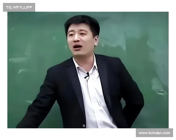 父母请张雪峰到家咨询，网友惊呼：这样的家庭背景还需要上大学吗？