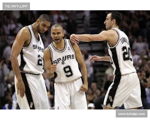 马刺队巧妙配合，战胜劲敌